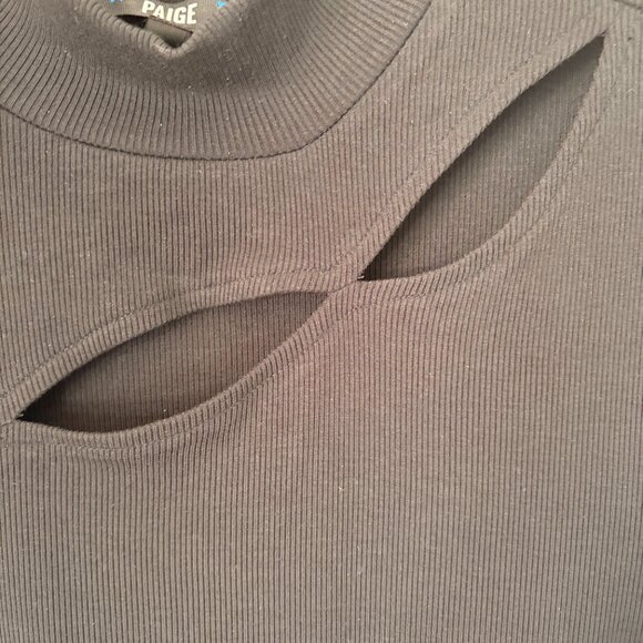 New soft ribbed black top with cutouts - Picture 7 of 7